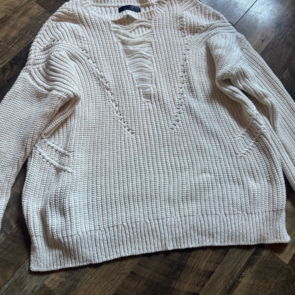 Rachel Zoe Cream V-Neck Sweater - Picture 3 of 5
